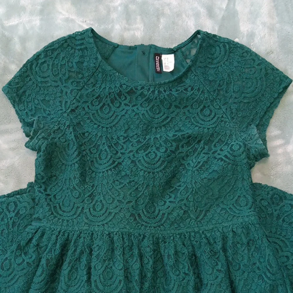 H&M DIVIDED Label Dark Green Lace Dress - Picture 4 of 11